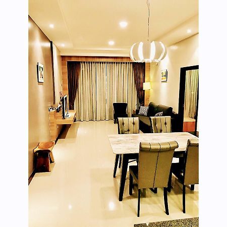 Imperial Grand Suite Apartment Kuching Kültér fotó