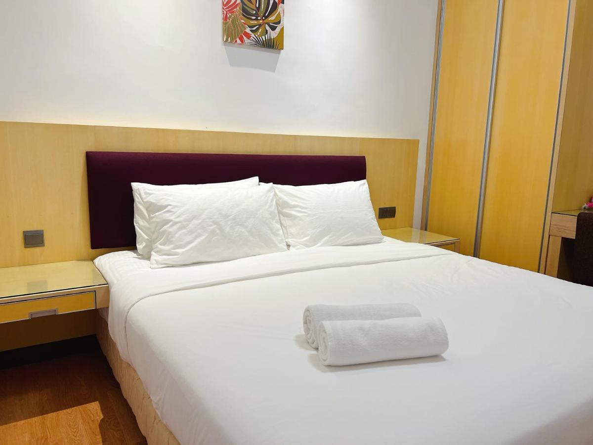Imperial Grand Suite Apartment Kuching Kültér fotó