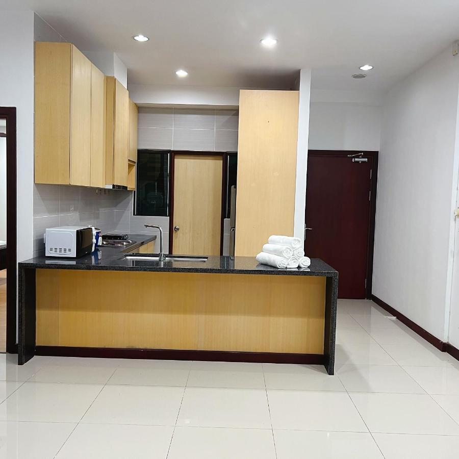 Imperial Grand Suite Apartment Kuching Kültér fotó