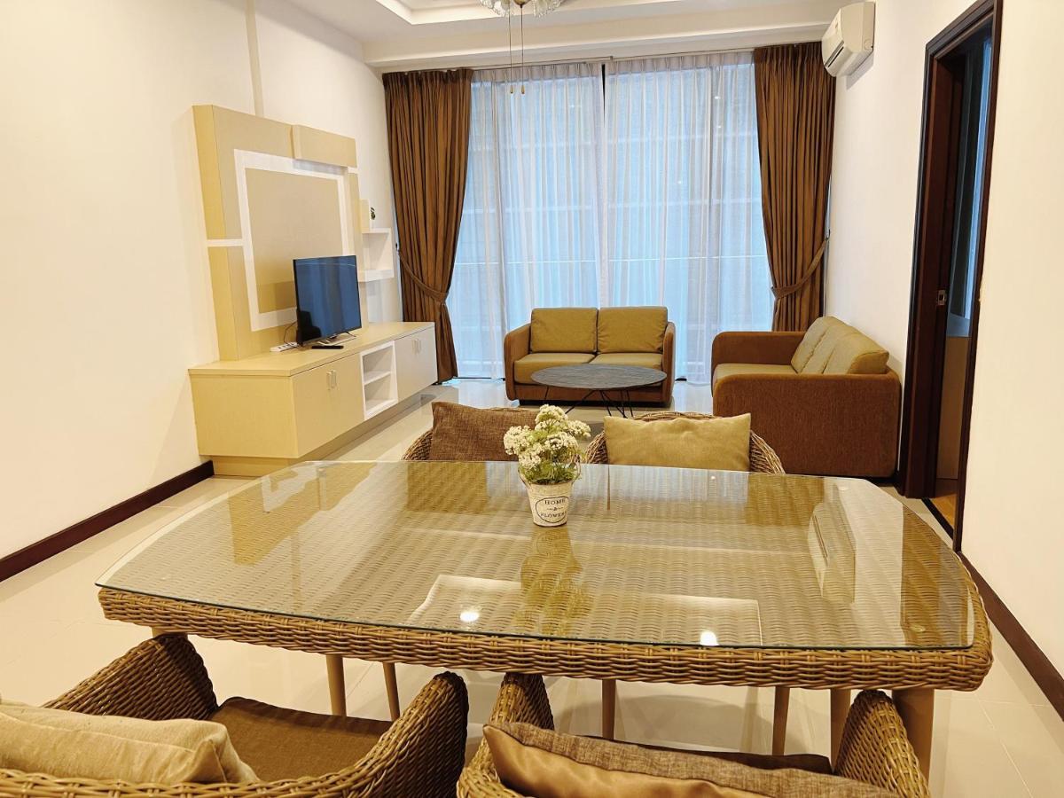 Imperial Grand Suite Apartment Kuching Kültér fotó