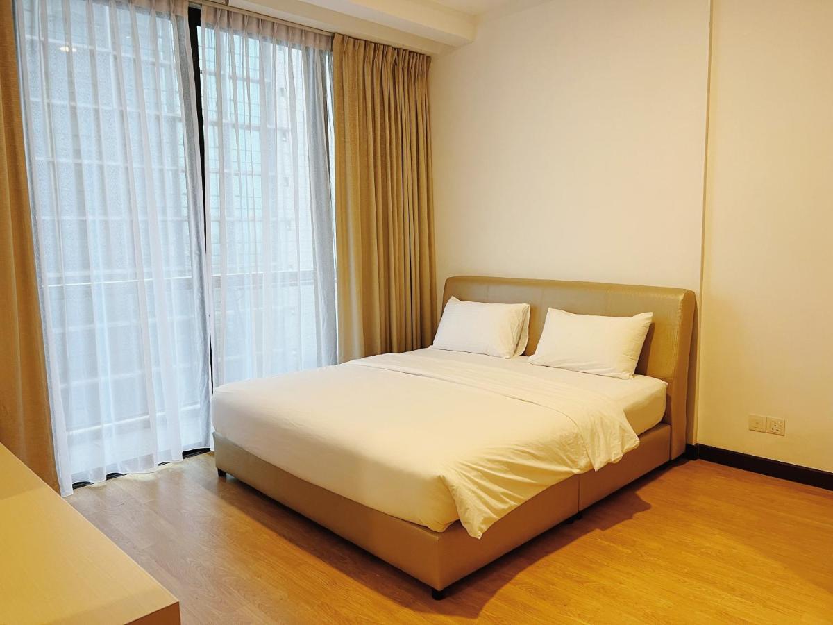 Imperial Grand Suite Apartment Kuching Kültér fotó