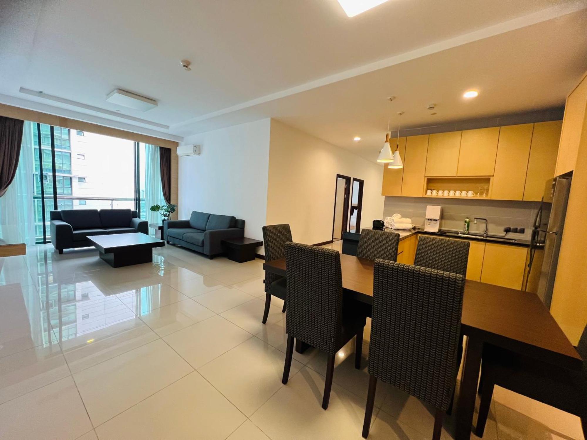 Imperial Grand Suite Apartment Kuching Kültér fotó