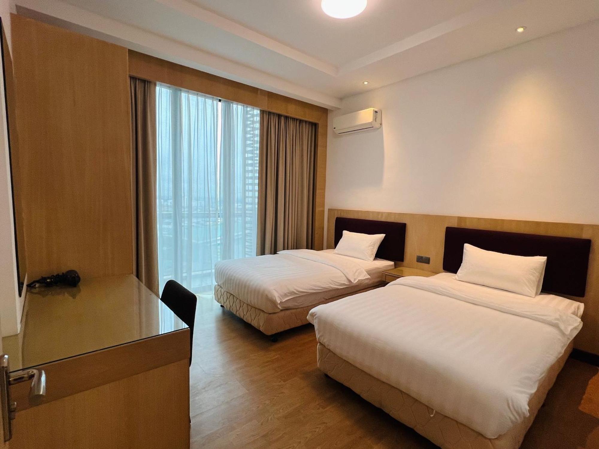 Imperial Grand Suite Apartment Kuching Kültér fotó